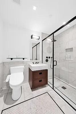 Foto del edificio - 50 W 30th St