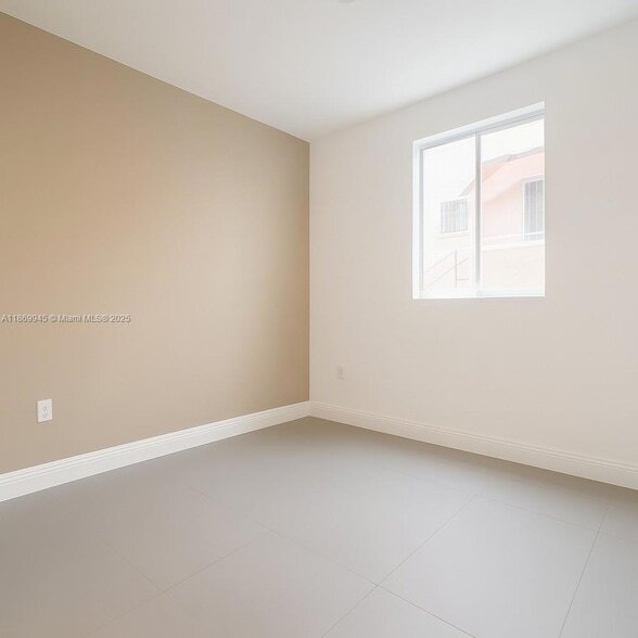 Foto del edificio - 541 NW 33rd St
