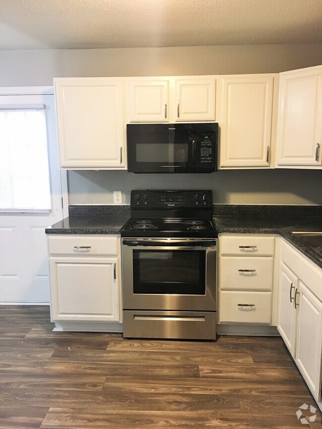 Building Photo - 510 Sherwood Ct