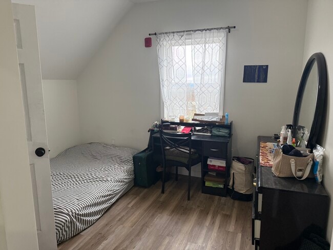 Room 1 - 20 Graham St