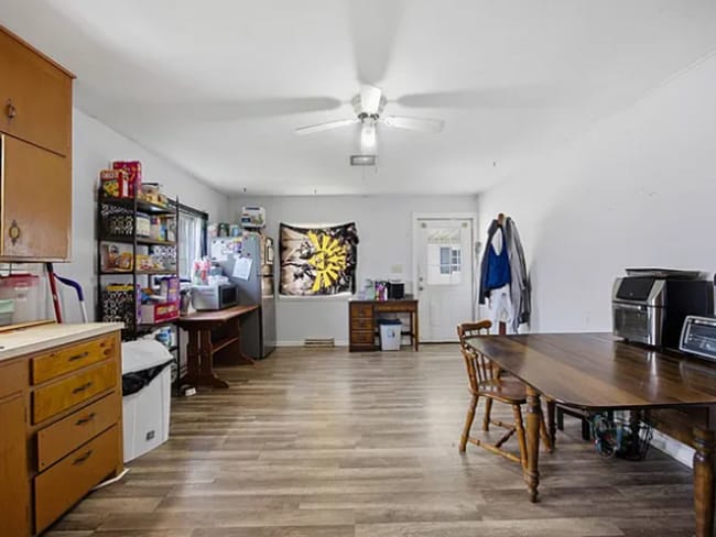 Building Photo - 2 Bed, 1 Bath Unit - Chanute KS