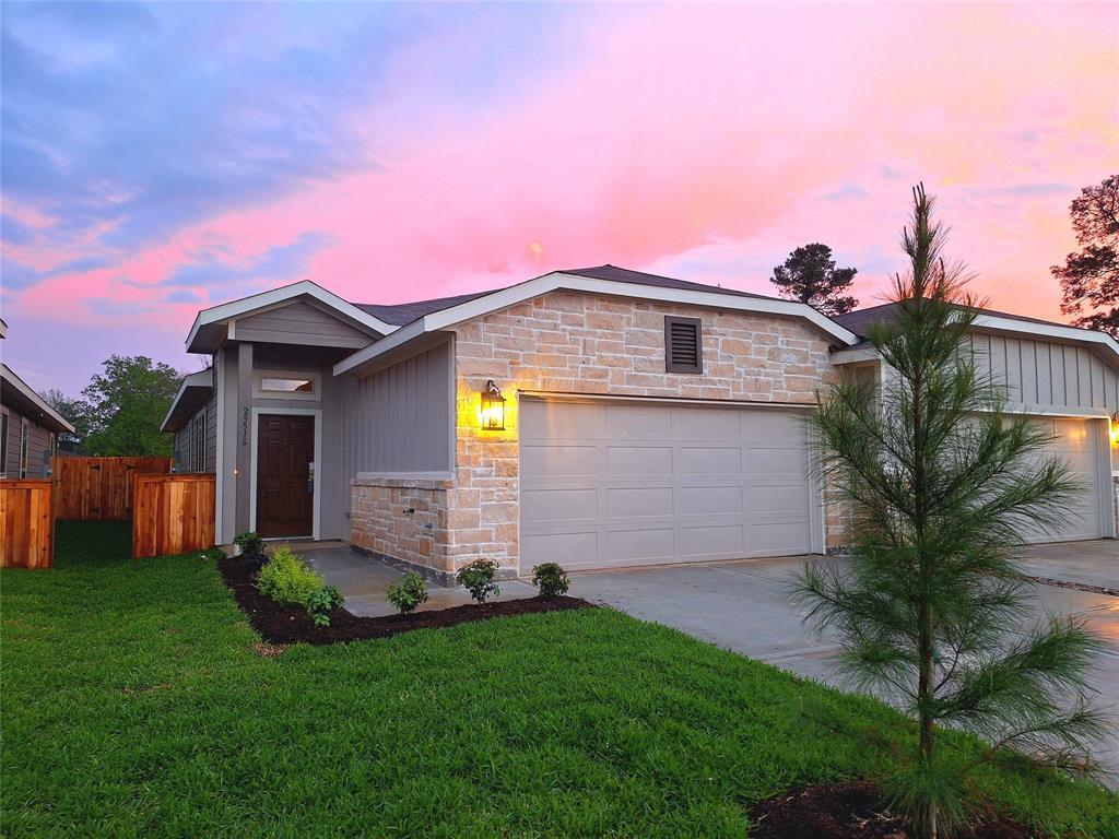 Primary Photo - 25516 Starling Ln