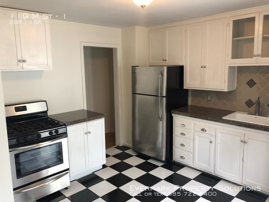Primary Photo - 119 M St