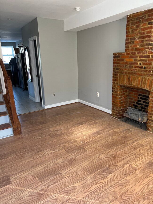 Sala de estar - 1419 Ward St