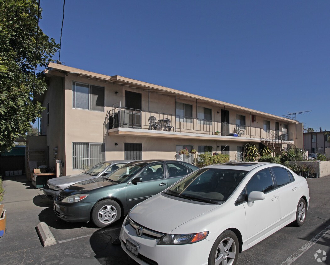 Building Photo - 12935 Abbott Ct