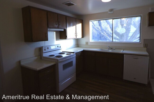 Foto del edificio - 572 W 1020 S