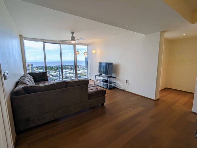 Foto del edificio - Fully Furnished Luxury Kakaako Living at Symphony 2 Bed, 2 Bath, 2 Parking