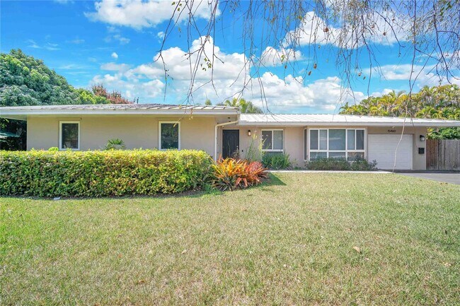 Foto del edificio - 15460 SW 82nd Ct