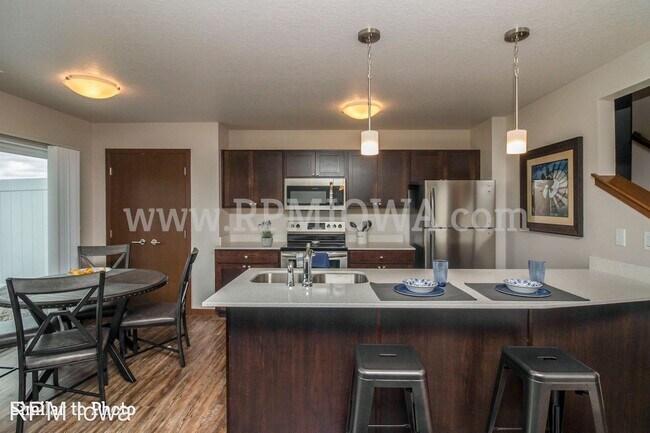 Foto del edificio - 3 br, 2.5 bath House - 2808 NW 40th Lane