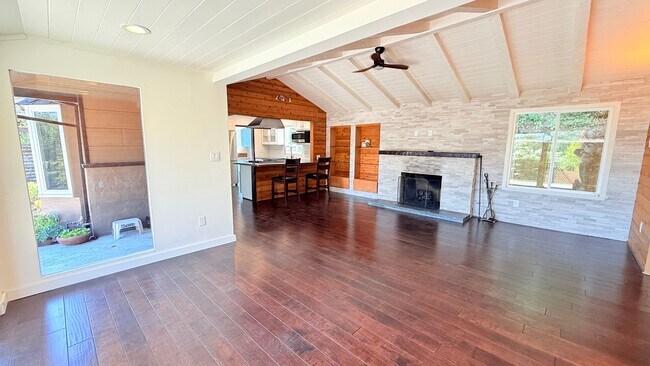 Photo - 18 S Trail House