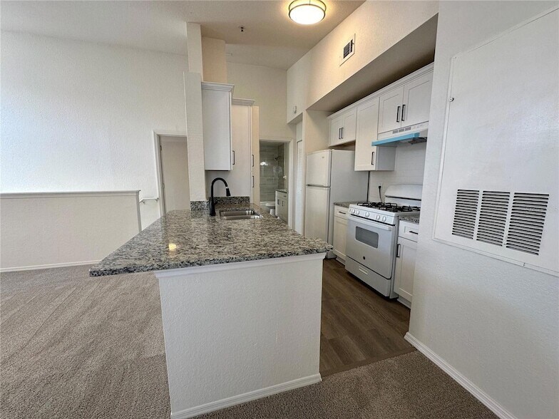 Foto principal - 1612 Columbia Arms Cir