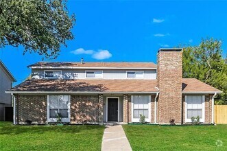 Building Photo - 817 Barcelona Cir