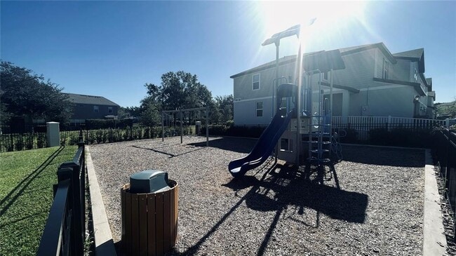 Building Photo - 2034 Harebell Ln