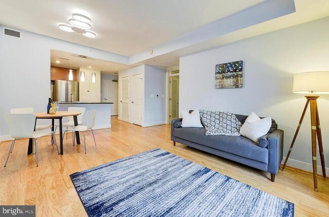 Foto del edificio - 4101 Albemarle St NW