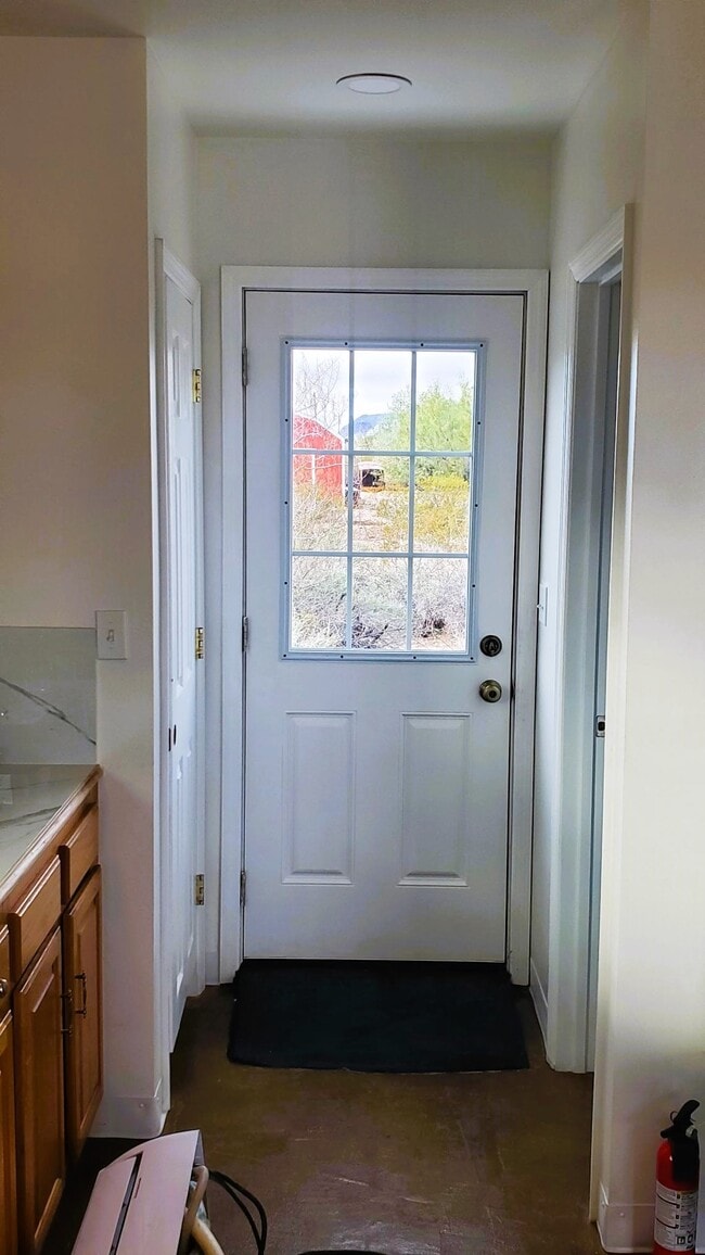 Foto del edificio - 1151 W Hayworth Rd