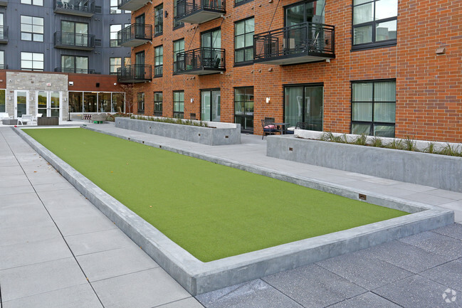 Bocce Ball - The Moline Apartments