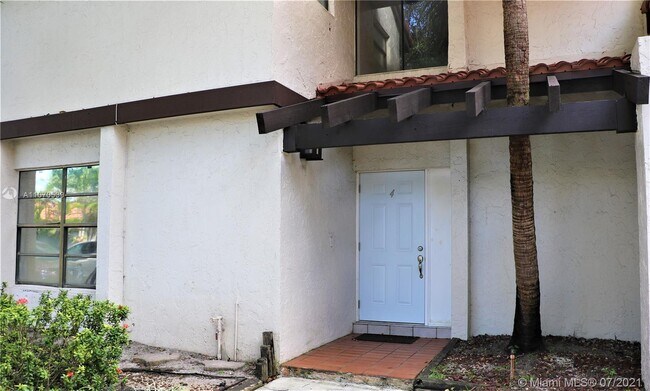 Building Photo - 13236 SW 111th Ter  3-4 Miami Fl 33186