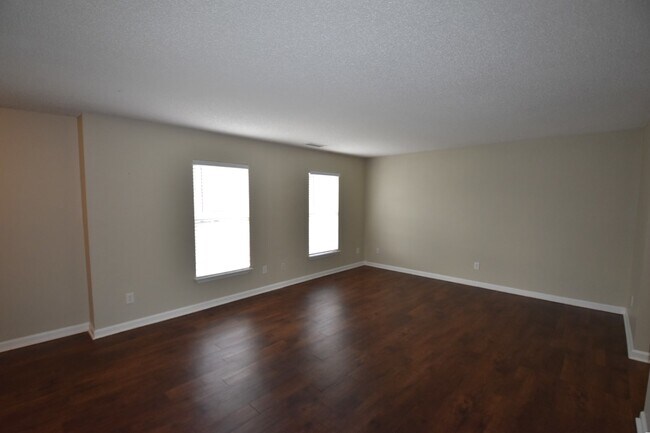 Foto del edificio - 2074 Chapel Creek Rd SW