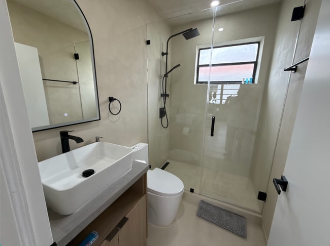 Foto del edificio - 1716 SW 11th St