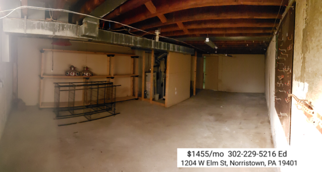Building Photo - 1204 W Elm St