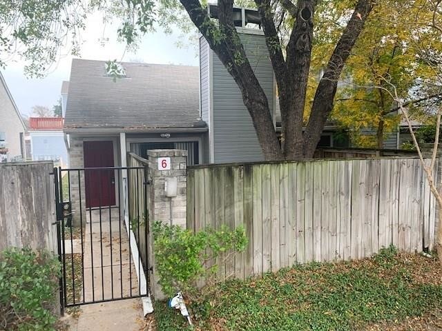 Primary Photo - 1010 W Rundberg Ln