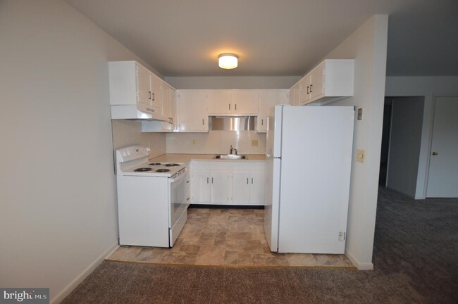 Foto del edificio - 3872 Shadywood Dr