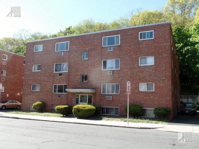 Foto del edificio - 2 bedroom in Brighton MA 02135