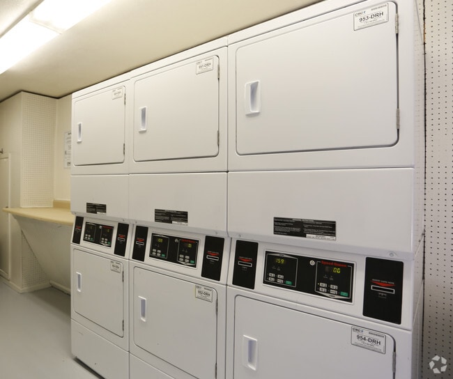 Laundry Center - Cleary Pointe Apartments