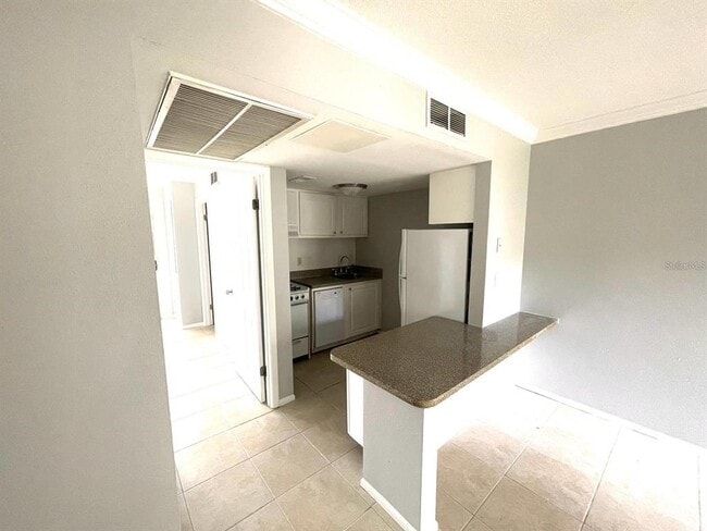 Building Photo - 101 Oyster Bay Cir