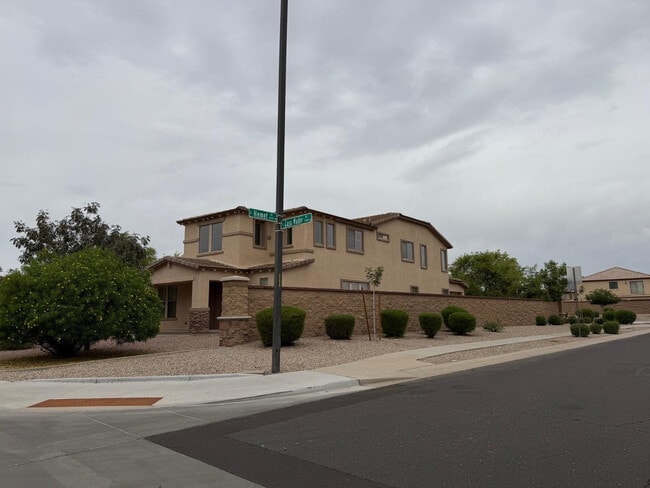 Building Photo - 3436 E Casa Mader Dr