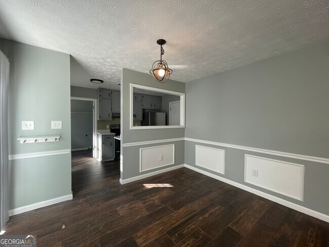 Foto del edificio - 3076 Mill Falls Ct