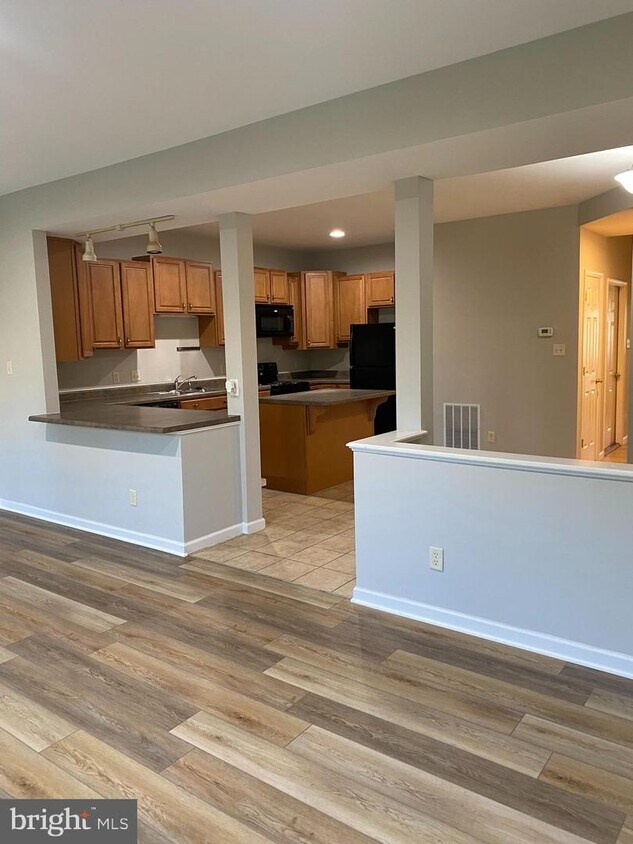 250 Meriweather Dr, Chambersburg, PA 17201 Townhome Rentals in