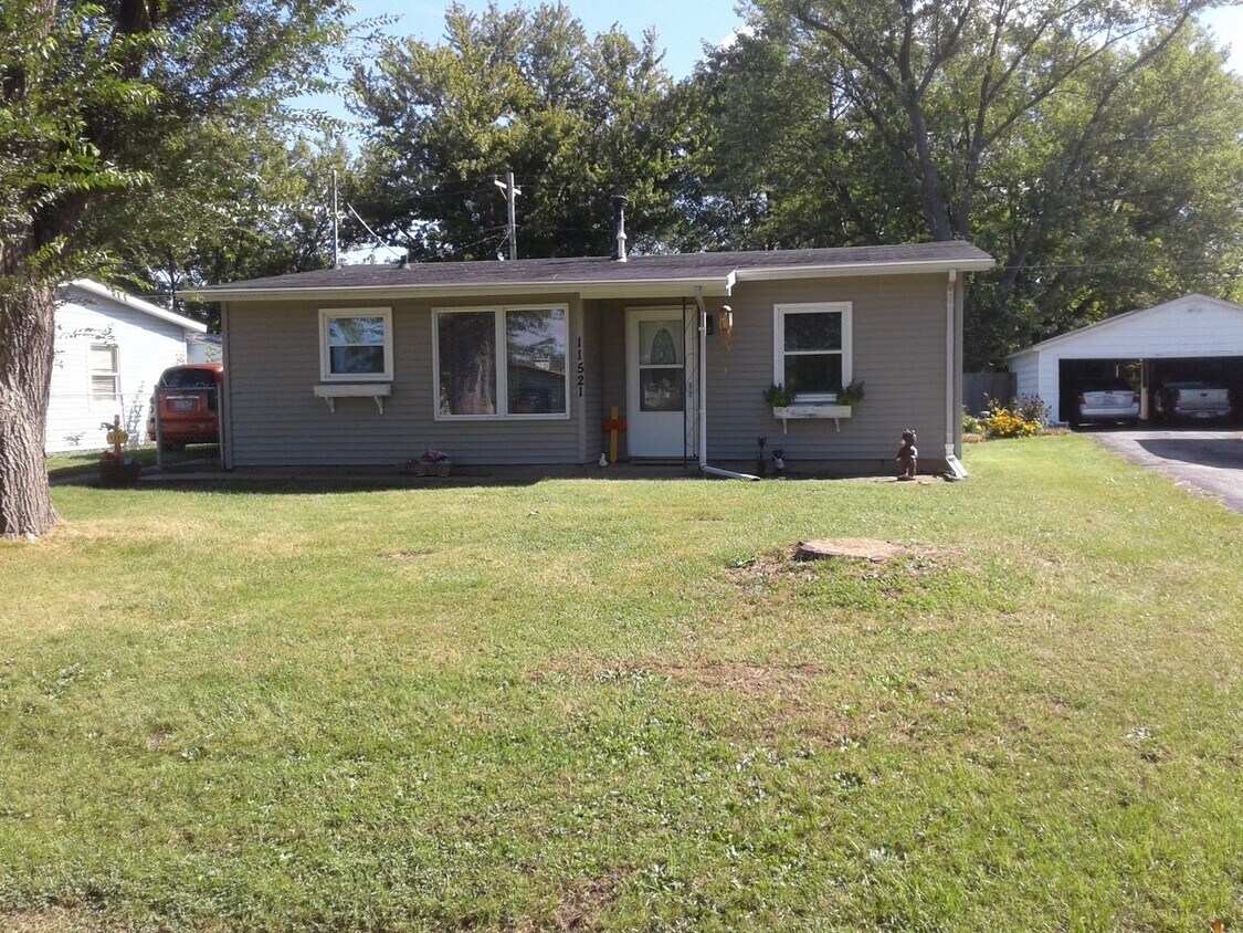 Primary Photo - 3 BR & 1 BA in Milan IL
