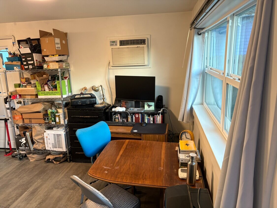 Foto principal - 955 Aspen St
