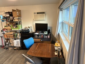 Building Photo - 955 Aspen St