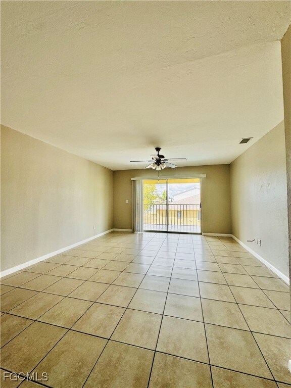 Foto del edificio - 706 SE 13th Ct