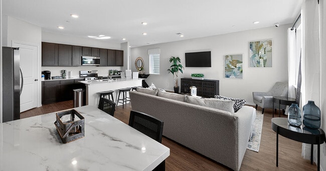 Building Photo - Urbane Duo Townhomes