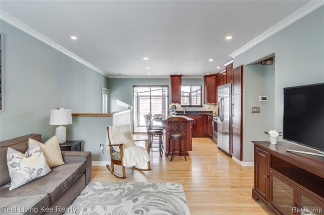 Building Photo - 4511 Briarwood Ave