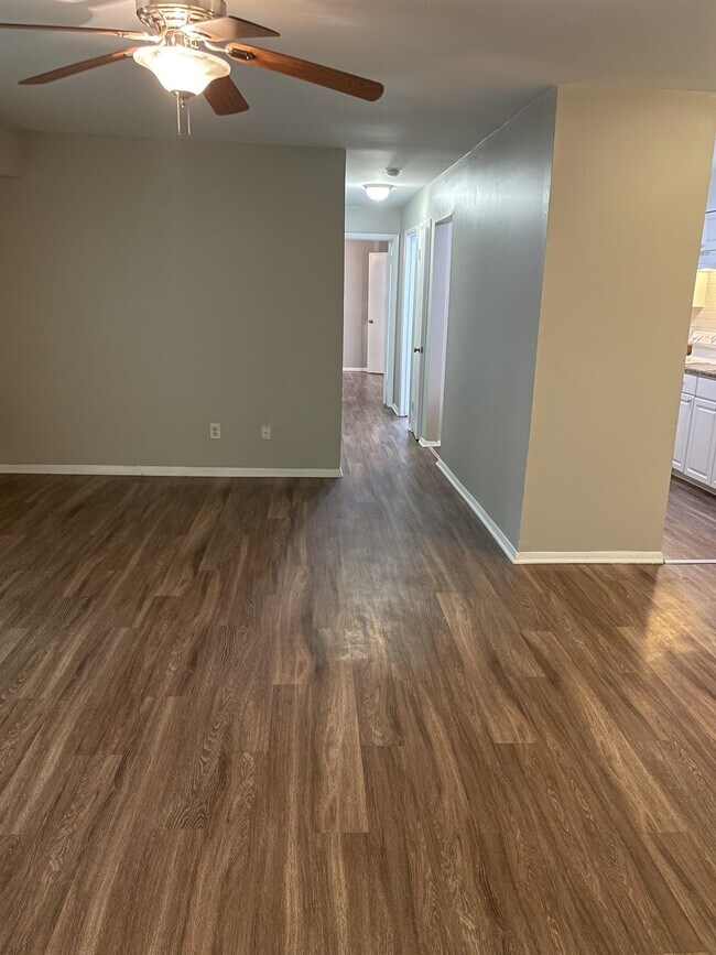 Building Photo - 1008 Sandlin Pl