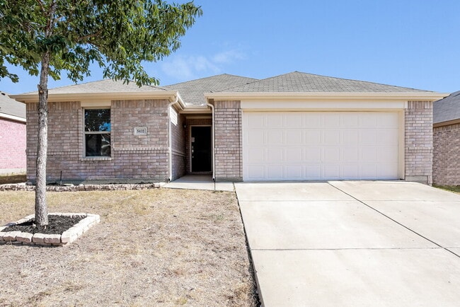 Building Photo - 5432 Shady Springs Trail