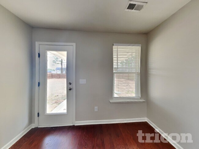 Foto del edificio - 31 Burr Oak Cir