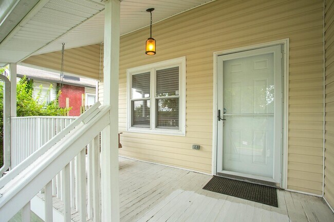 Foto del edificio - 1014 Douglas Ave