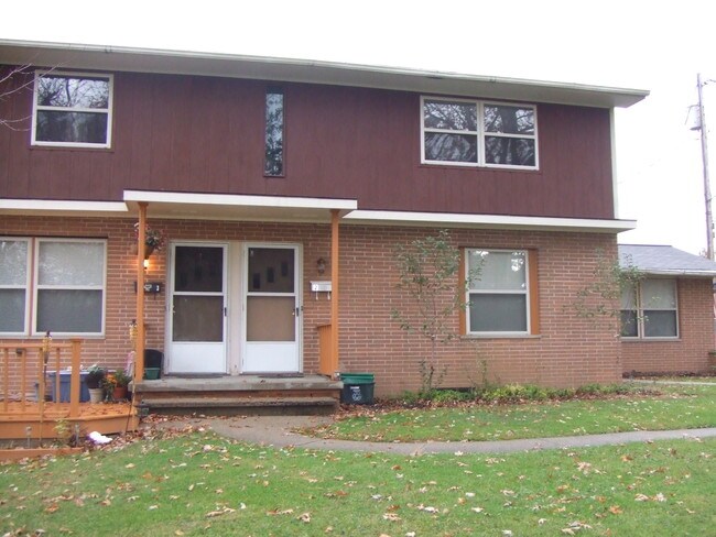 Building Photo - 6099 Rawson St