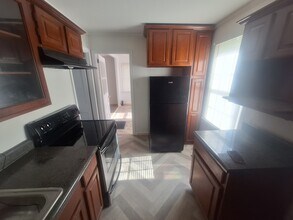 Building Photo - 3758 Houston St