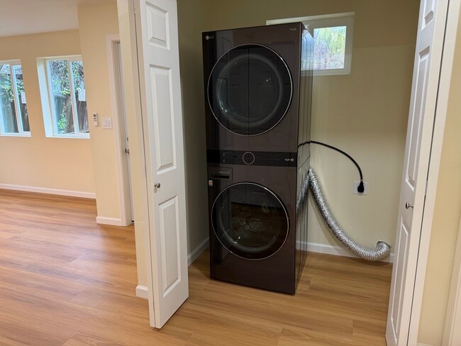 Foto del edificio - 3975 Altamont Ave