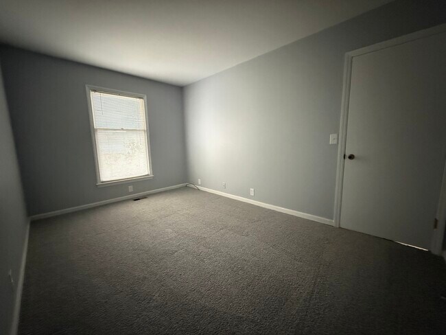 Dormitorio principal - 908 S Lexington Ave