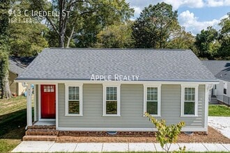 Building Photo - 913 Iredell St