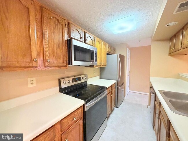 Building Photo - 13114 Briarcliff Terrace