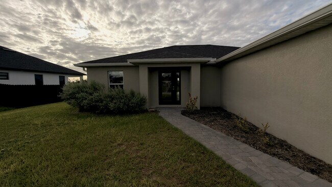 Foto del edificio - 2920 NW 4th Pl