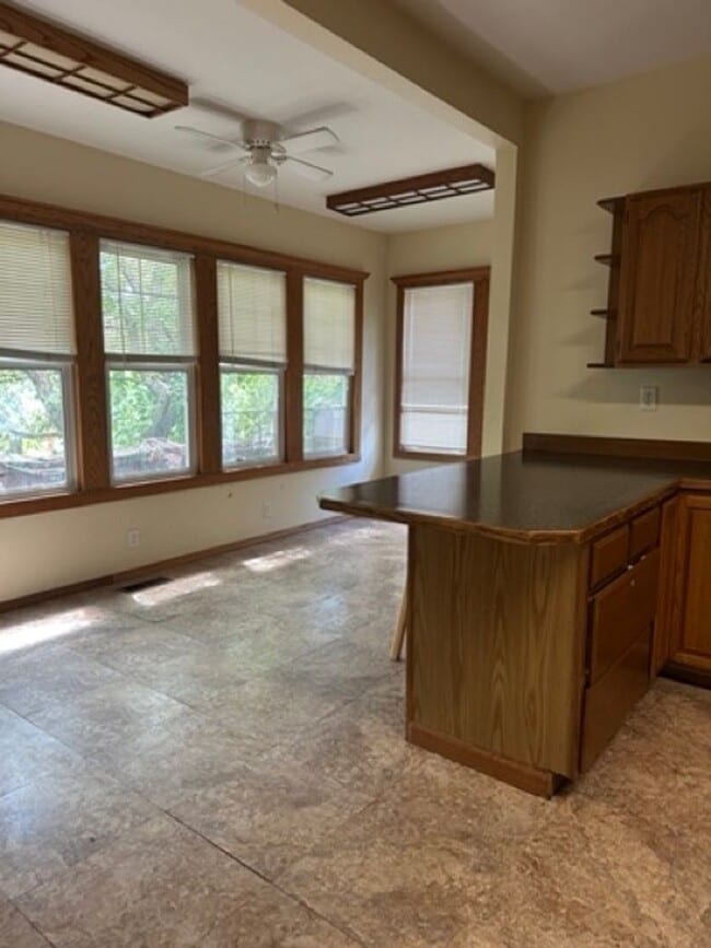 Building Photo - 5 Bed Home Close to EWU